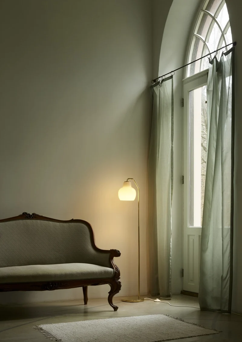 VL Ring Crown Floor Lamp