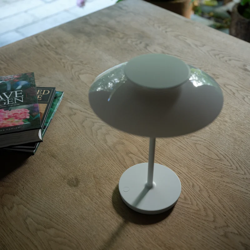 PH 80 Portable Lamp