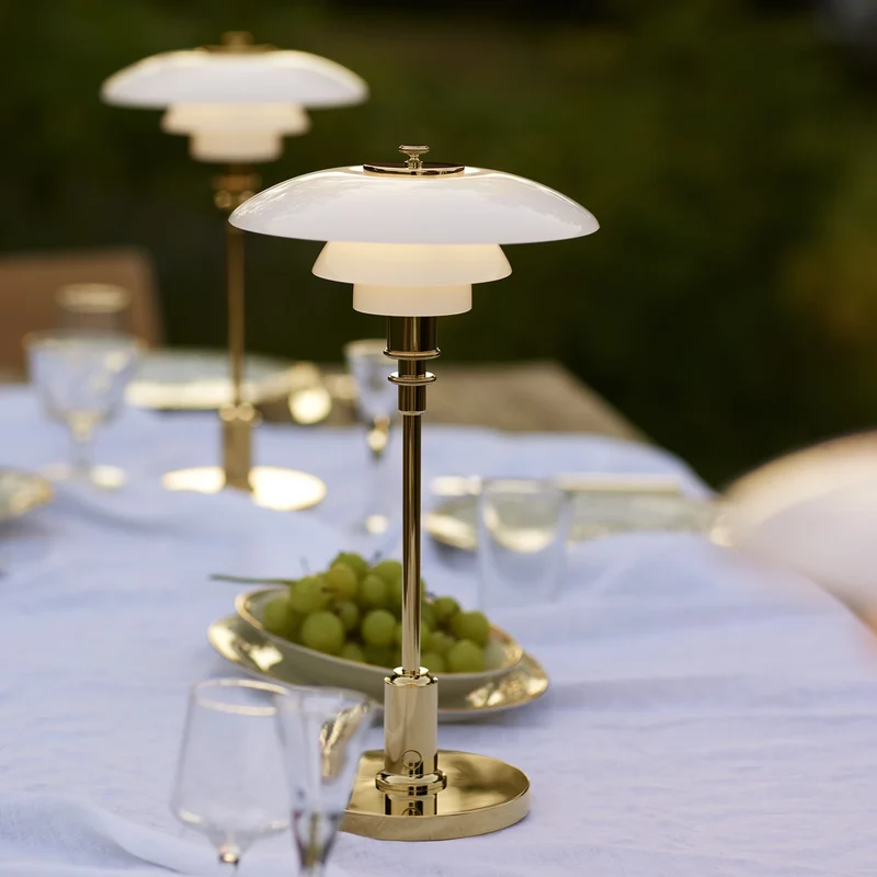 PH 2/1 Portable Lamp