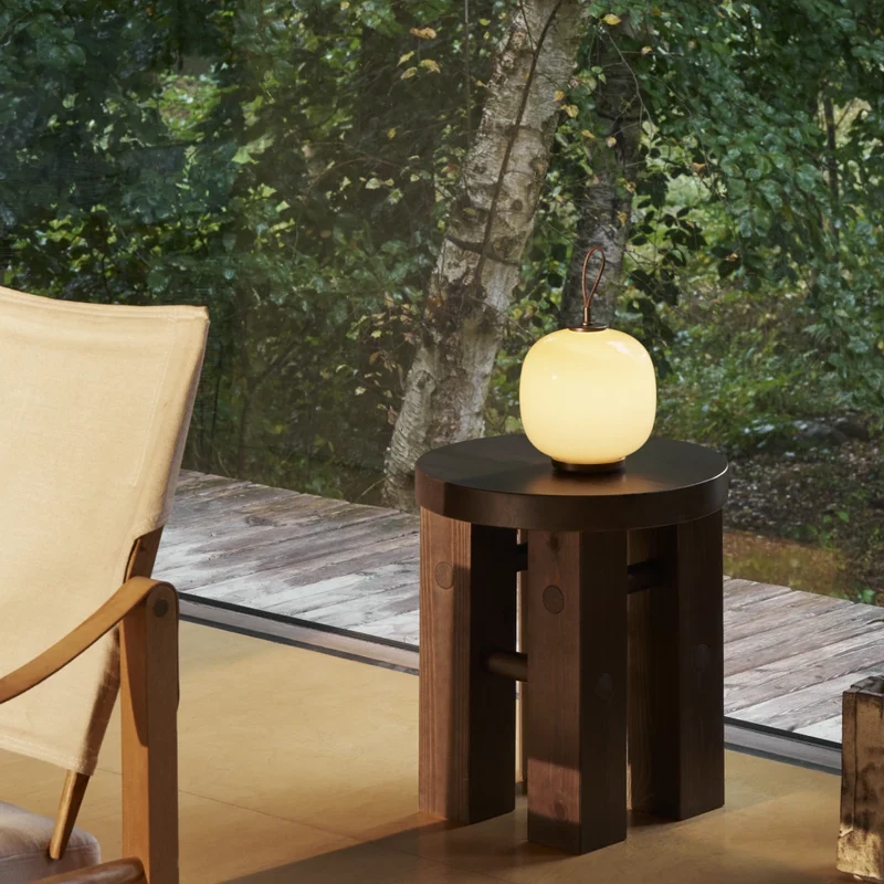 VL 45 Radiohus Portable Lamp