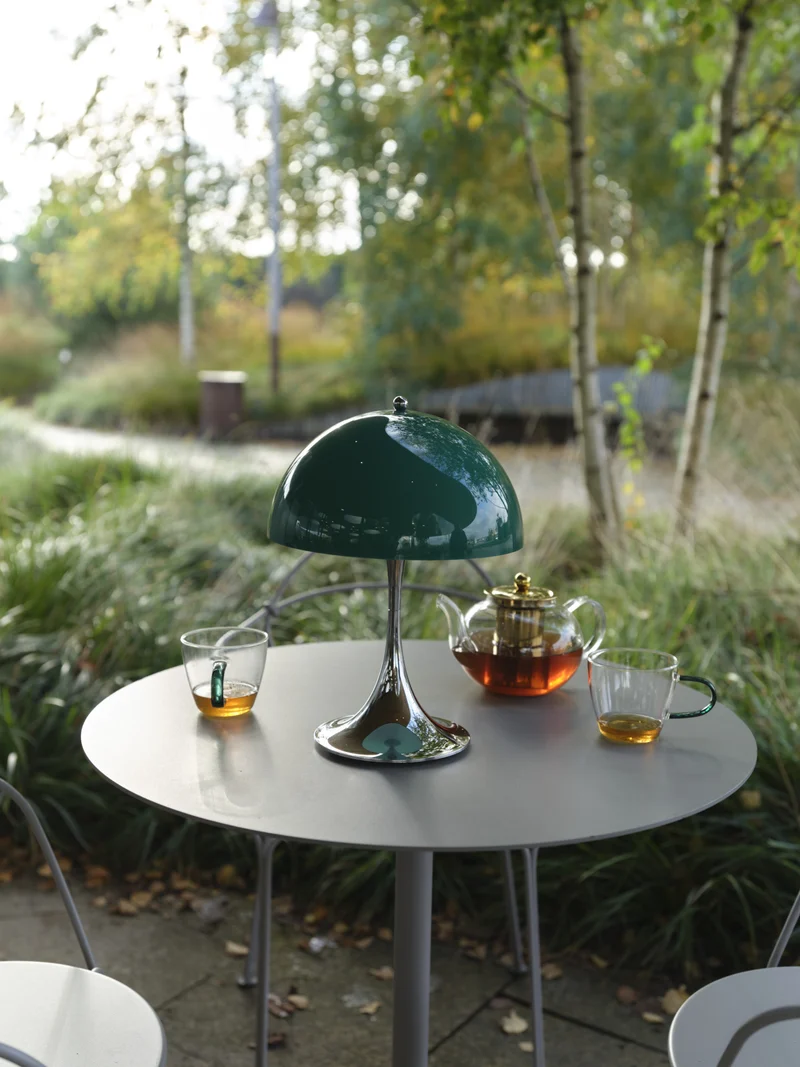Panthella 250 Portable Lamp V3