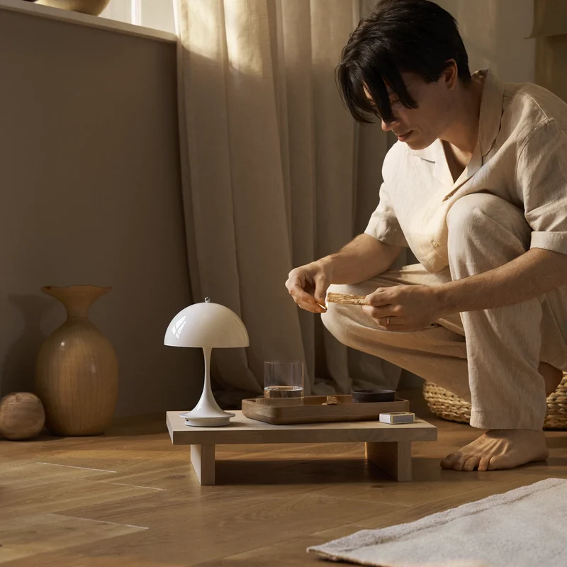 Panthella 160 Portable Lamp V3