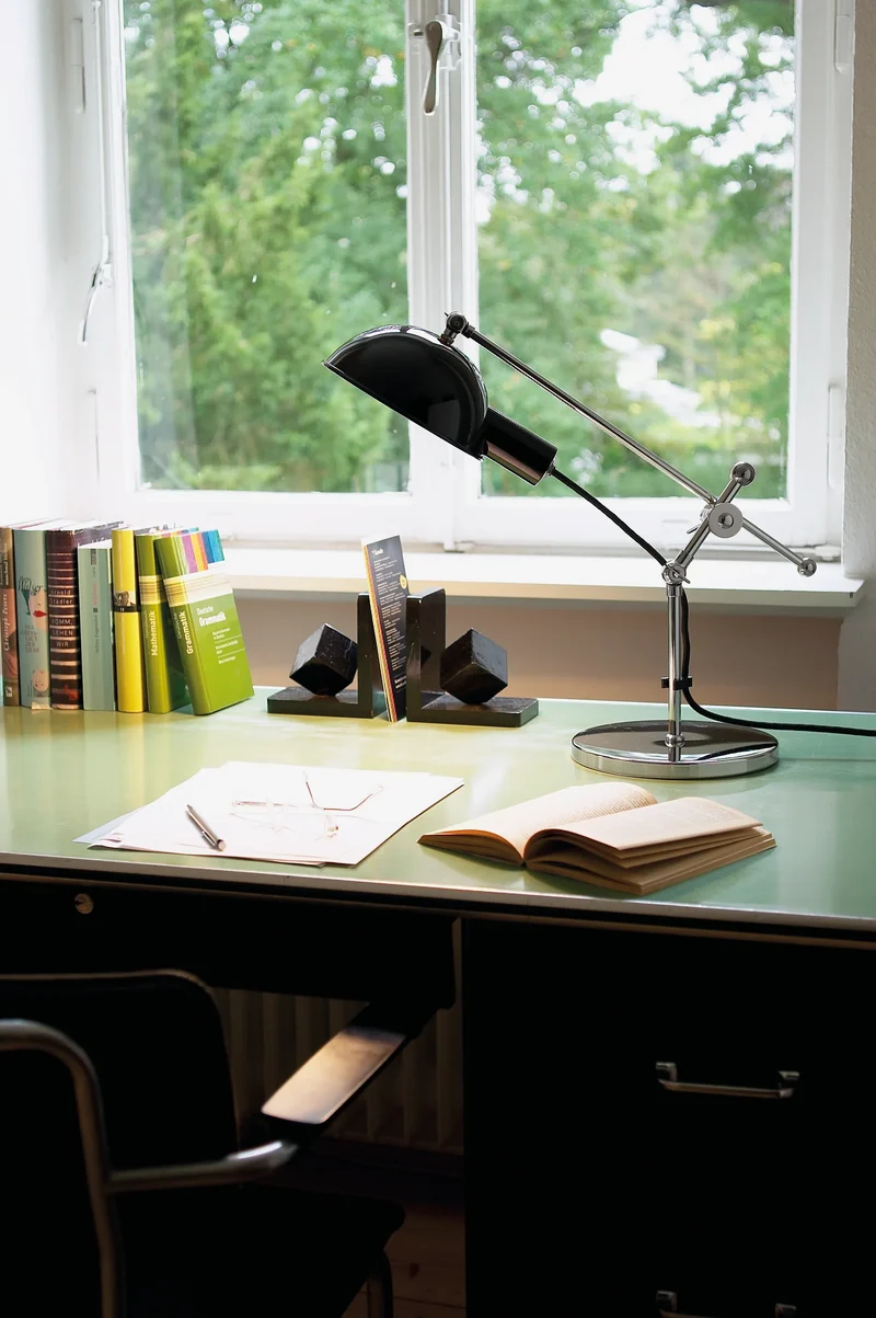 SF 27 Bauhaus Table Lamp
