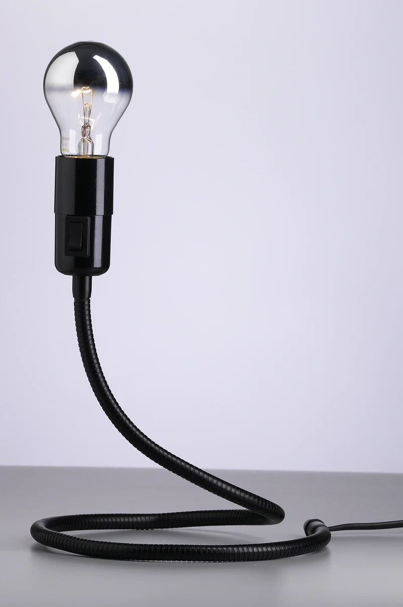 LIGHTWORM LWS 02 Table Lamp