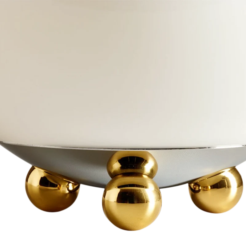 AD 32 Art Déco Table Lamp