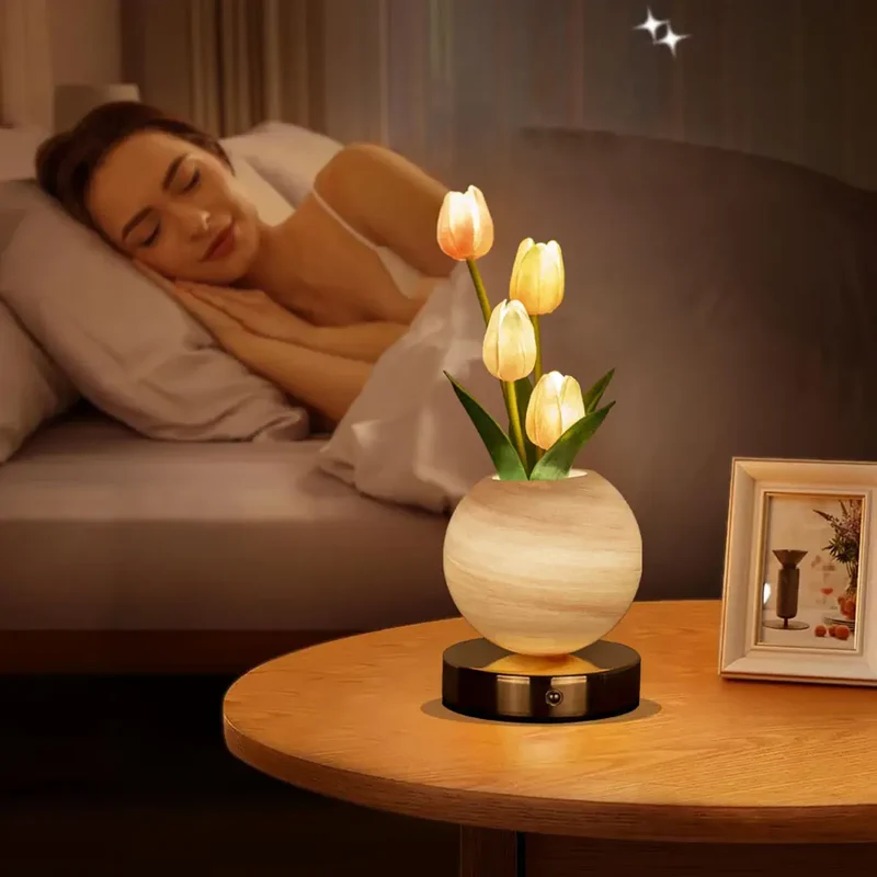 Glowing Tulip Bouquet Table Lamp - 3-Color Dimming, USB Rechargeable