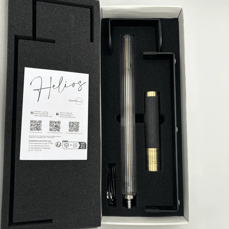 Hélios objet lumineux sans fil – Lampe de table ou applique LED rechargeable USB