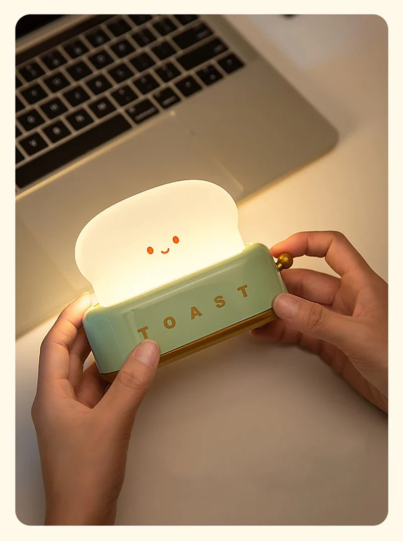 Bread Toast Cartoon LED Night Light - Warm 3000K Glow, Timer & Battery Powered