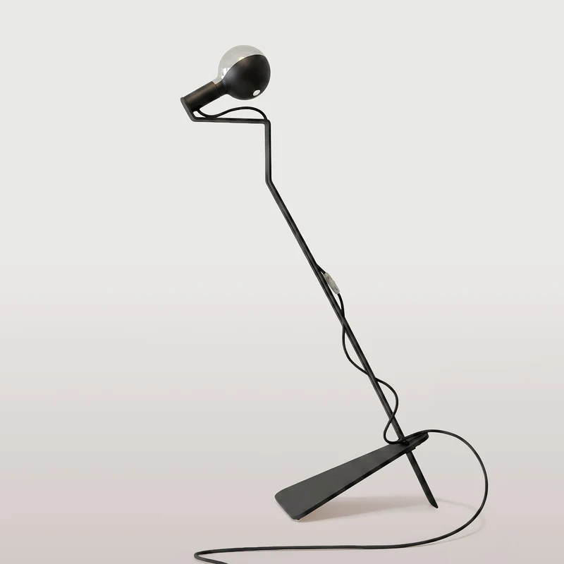 Lampadaire inclinable avec Ampoule LED G125 peinte - Mario Talia - Noir