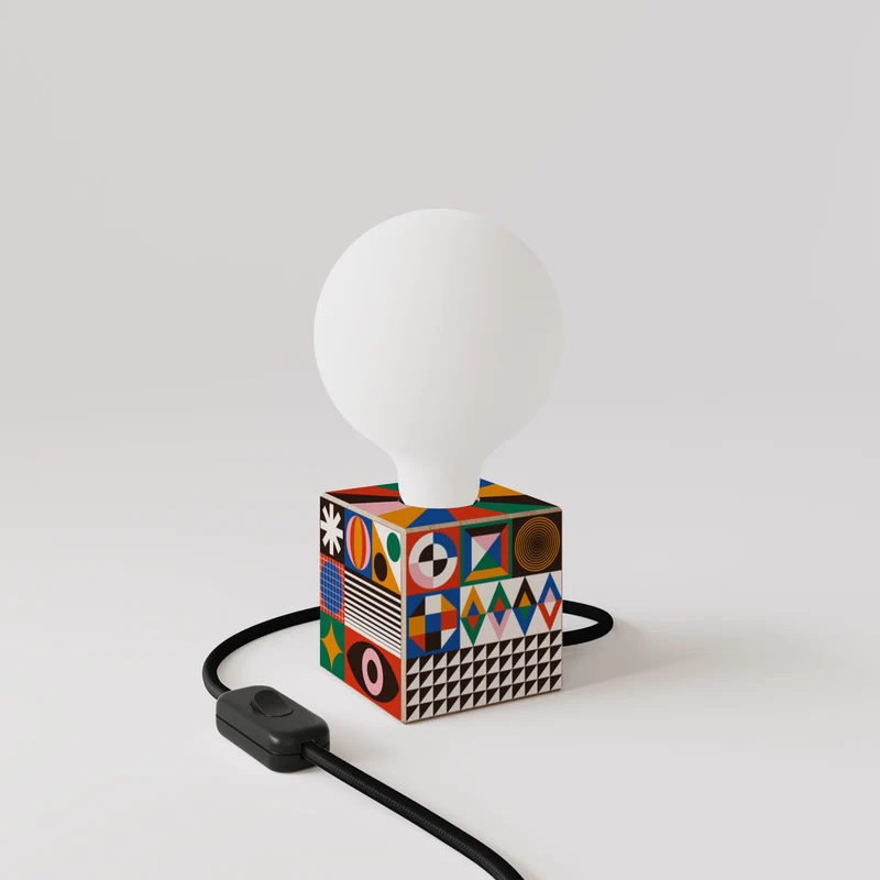 Lampe de table Cubetto avec ampoule globe effet porcelaine - PosterLad