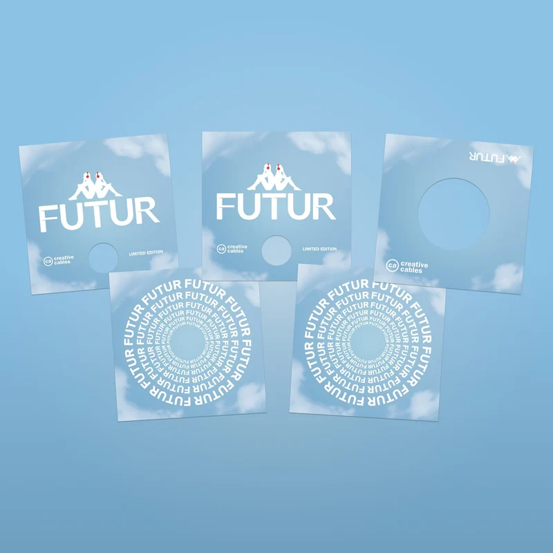 Lampe à batterie Cabless03 « Futur » avec ampoule globe demi-sphère argent - Futur Festival