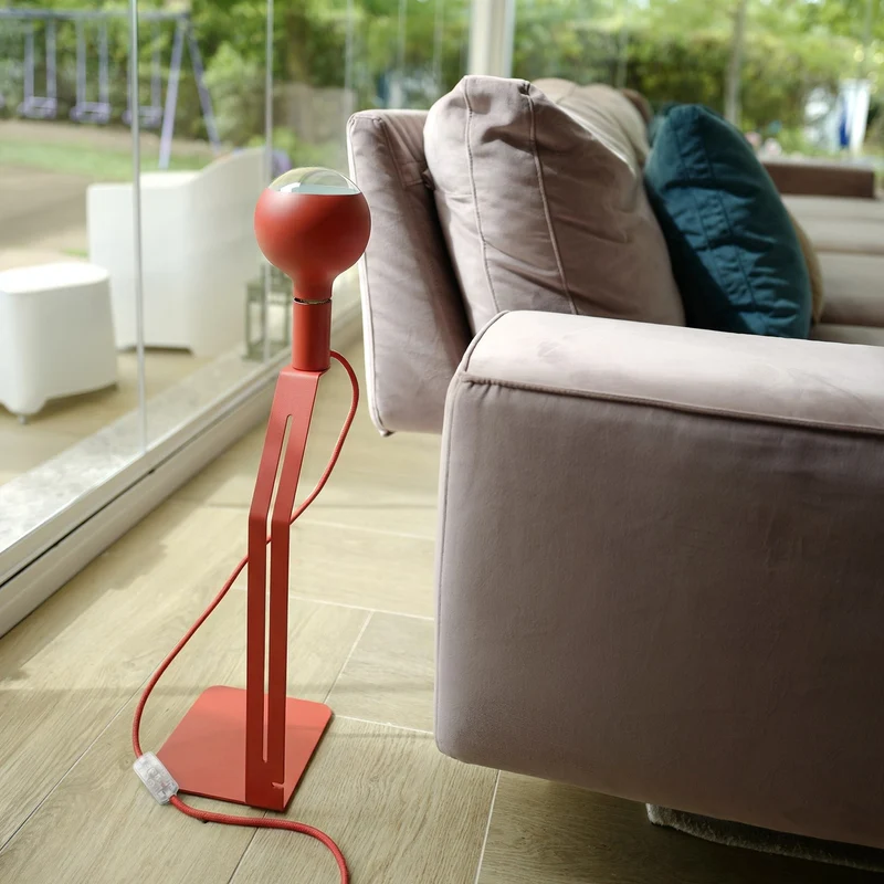 Koso Lucia - Lampe de table - Rouge
