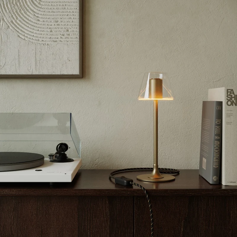 Lampe de table MAG-Y G07 avec base métallique ronde - Bronze satiné