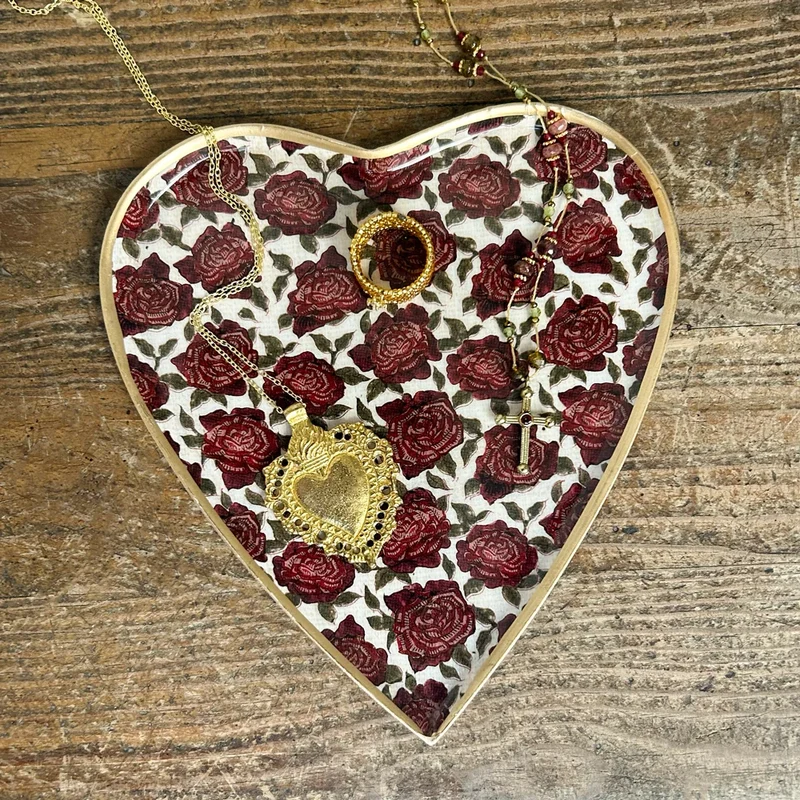 Plateau coeur pivoine