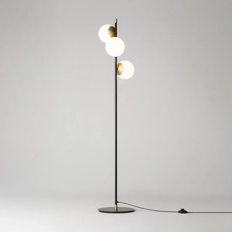 Lampadaire | NOSTALGIA (Trois Globes)