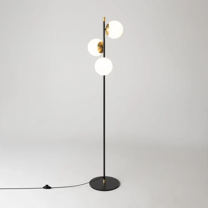 Lampadaire | NOSTALGIA (Trois Globes)