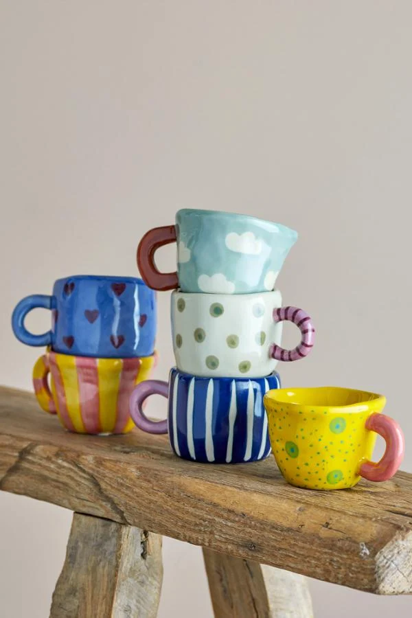 Tasse jaune et rose