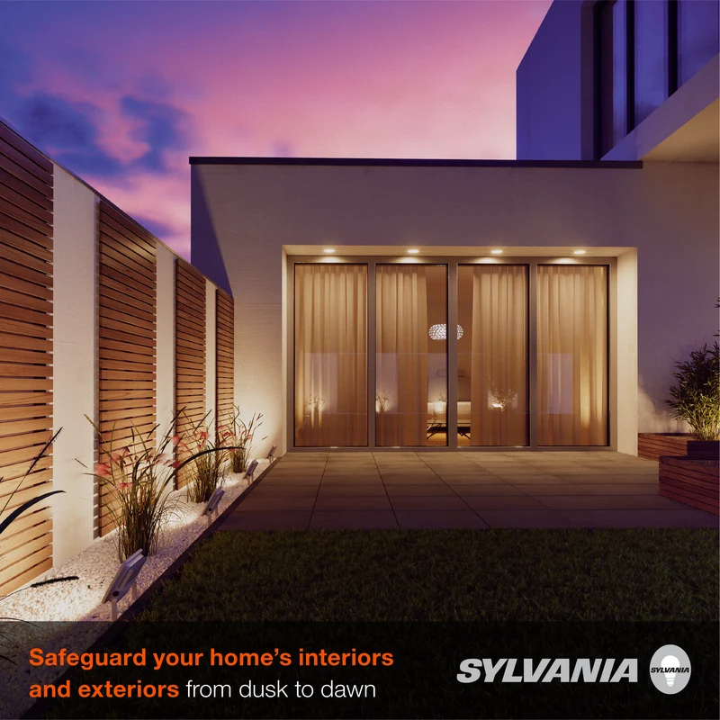 SYLVANIA Dusk to Dawn PAR38 LED Light Bulb with Auto On/Off Light Sensor, 120W = 14W, 1250 Lumens, 3000K, Bright White
