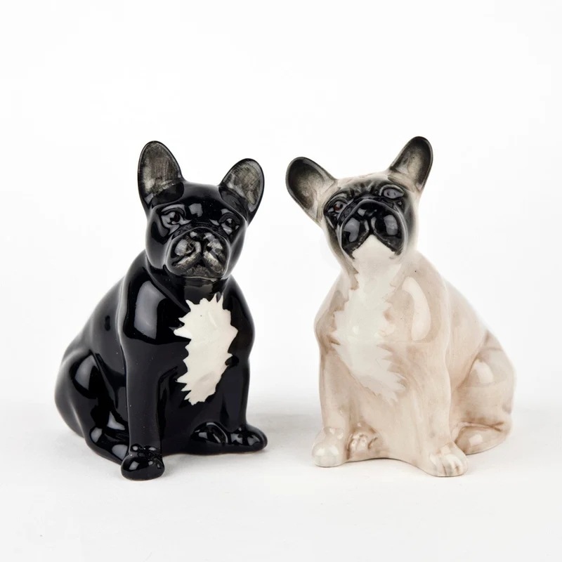 Sel & Poivre bulldog