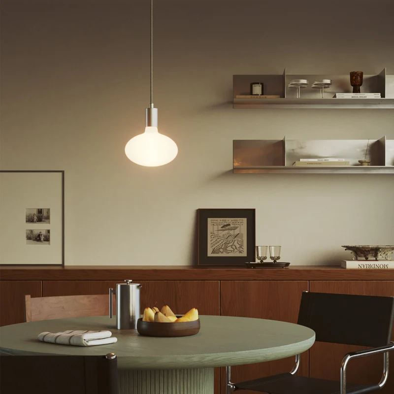 Suspension avec ampoule LED Ellipse effet porcelaine - Titane satiné